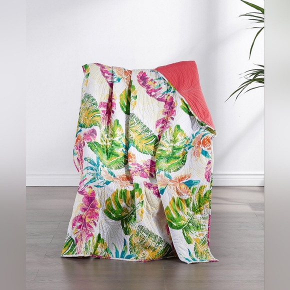 Greenland Home Fashions Other - Macy's NWT Greenland Home Fashions Tropics Throw Blanket